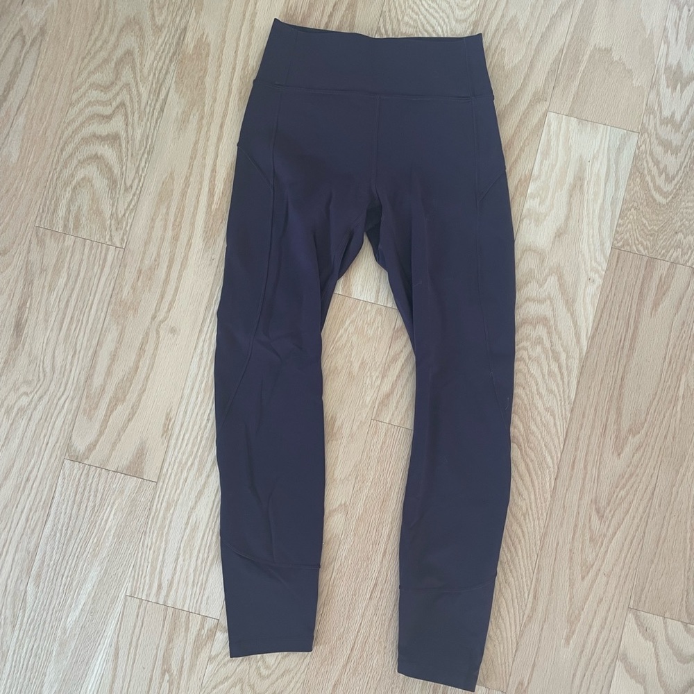 Lululemon maroon leggings